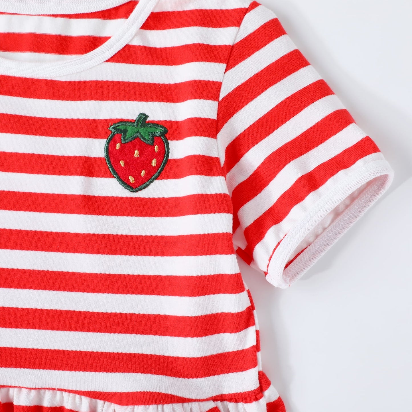 HILEELANG 2-8 Toddler Girls Red White Stripe Strawberry Summer Play Dress