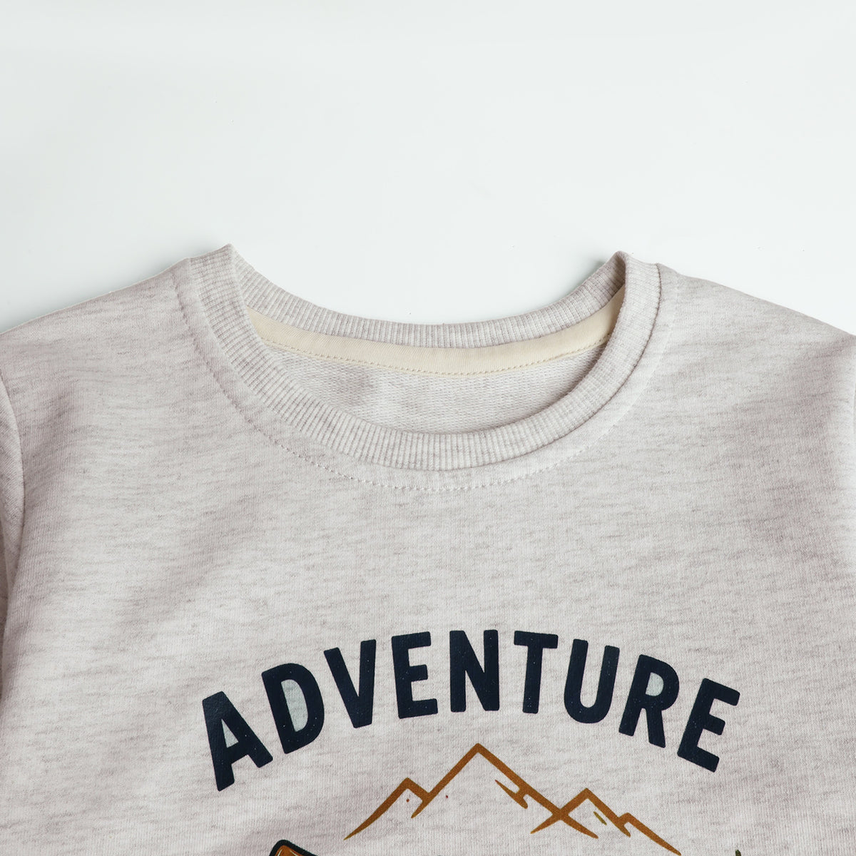 HILEELANG Toddler Boys Adventure Truck Graphic Sweatshirt, Long Sleeve Crewneck Pullover Top, Sizes 2-7 Years