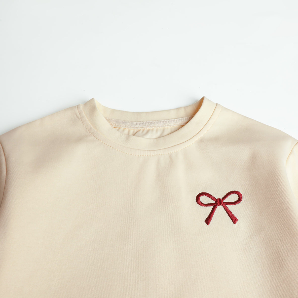 HILEELANG Girls 2-Piece Outfit Set, Bow Embroidered Sweatshirt and Flare Pants with Scalloped Trim, Cream, Ages 3Y