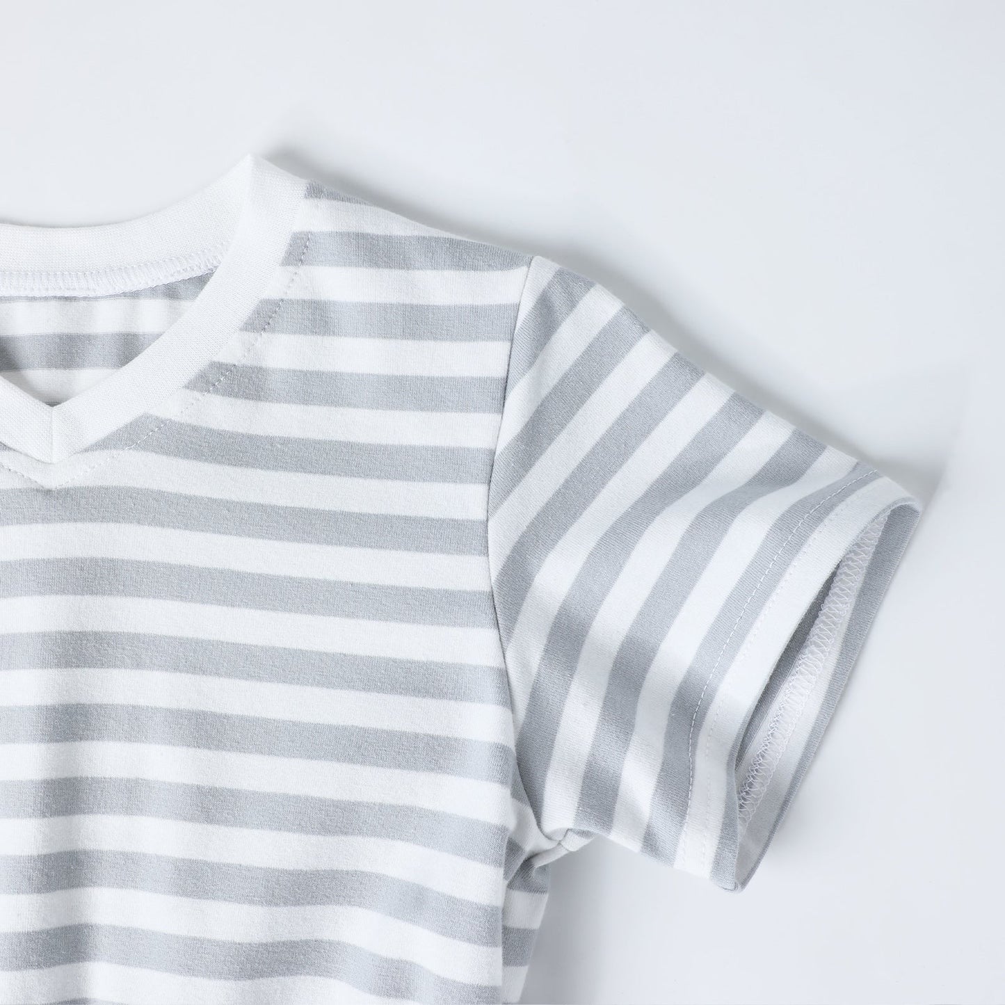HILEELANG 4–13 Little/Big Girls Gray White Stripe V-Neck Short Sleeve Dress with Waist Tie